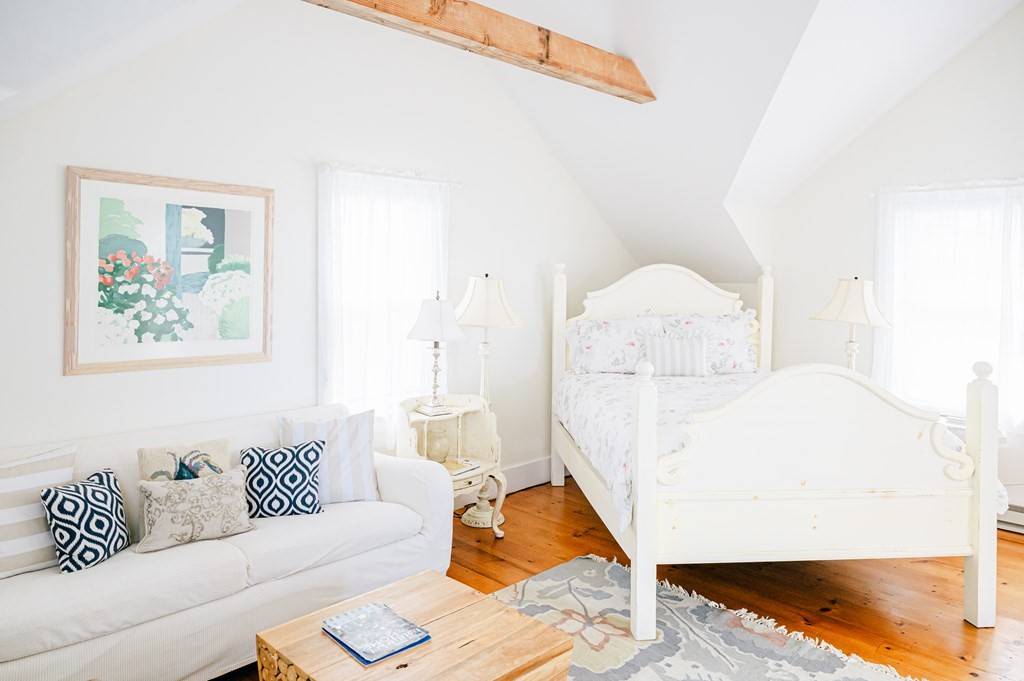 Nantucket, MA 02554,15 Wigwam Rd #1