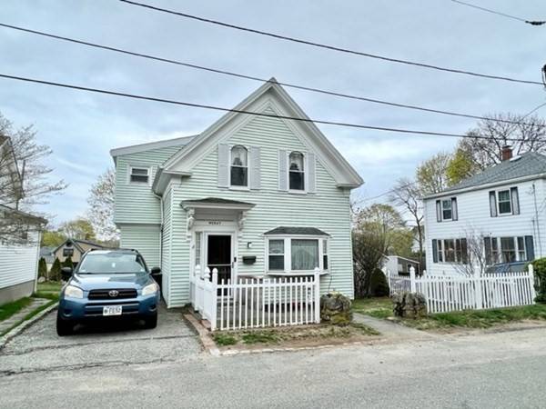 Gloucester, MA 01930,5 Adams Pl