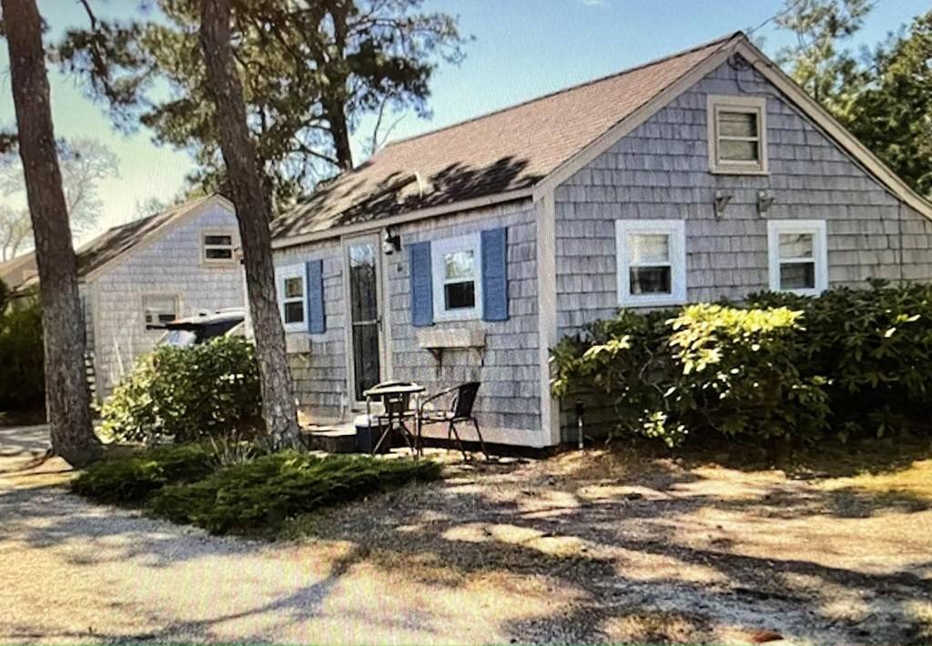 Dennis, MA 02639,1 Ocean Drive #5A