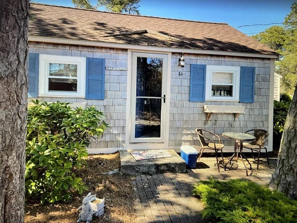 Dennis, MA 02639,1 Ocean Drive #5A