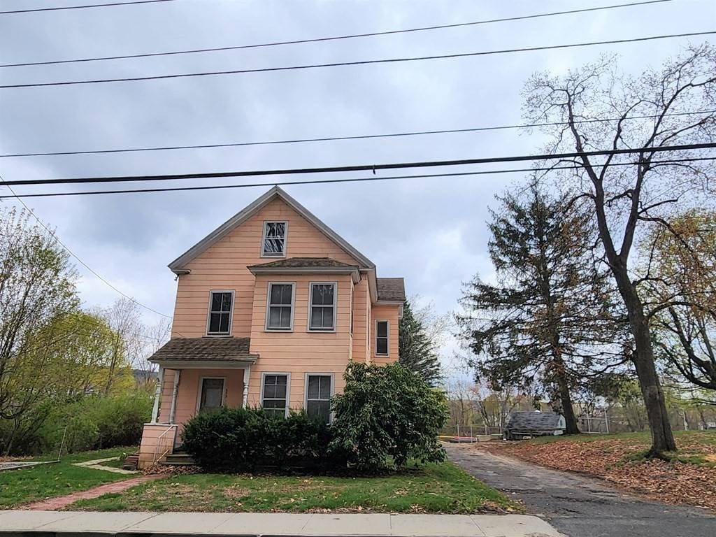 Athol, MA 01331,375 Pequoig Ave