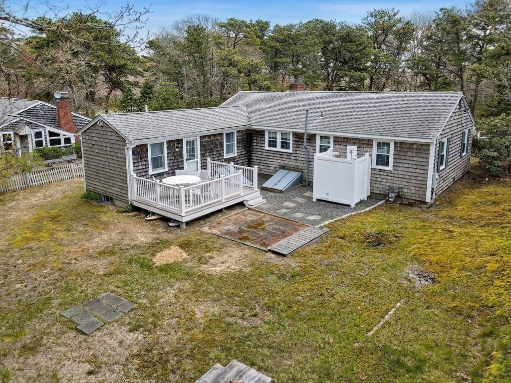 Dennis, MA 02639,27 Naushon Rd