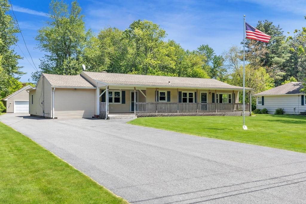 East Longmeadow, MA 01028,44 Rural Ln