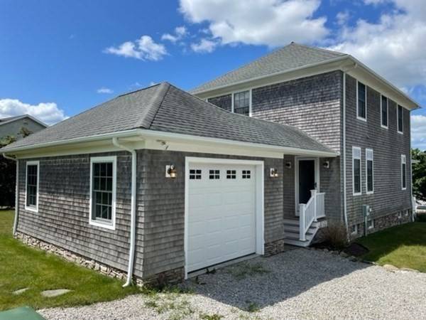 Westport, MA 02790,71 A Sylvia Lane