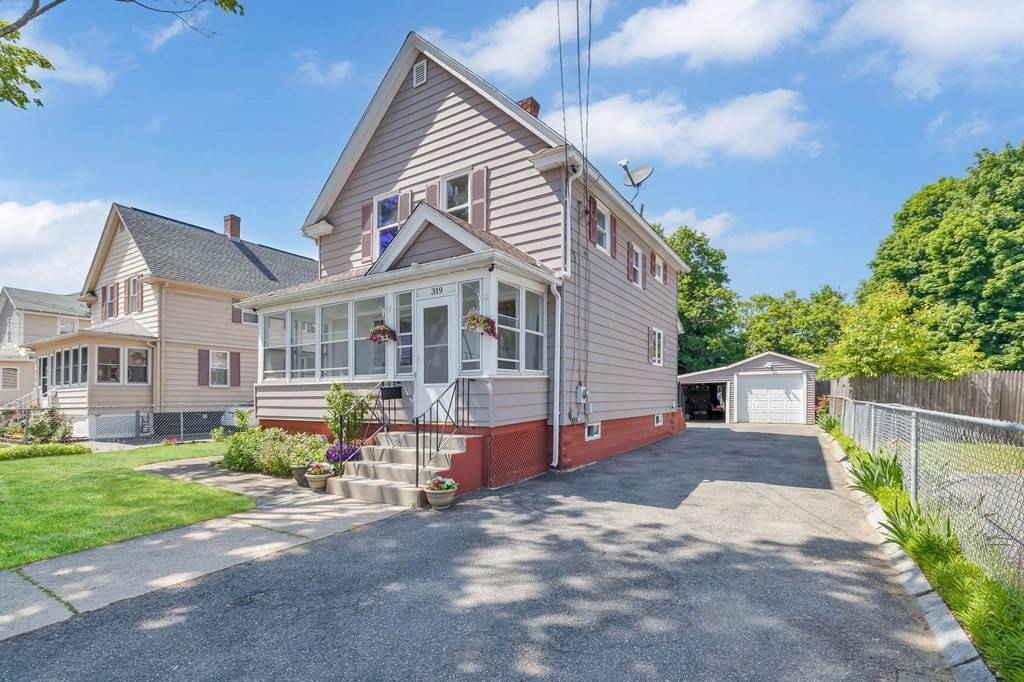 Ludlow, MA 01056,319 Winsor St