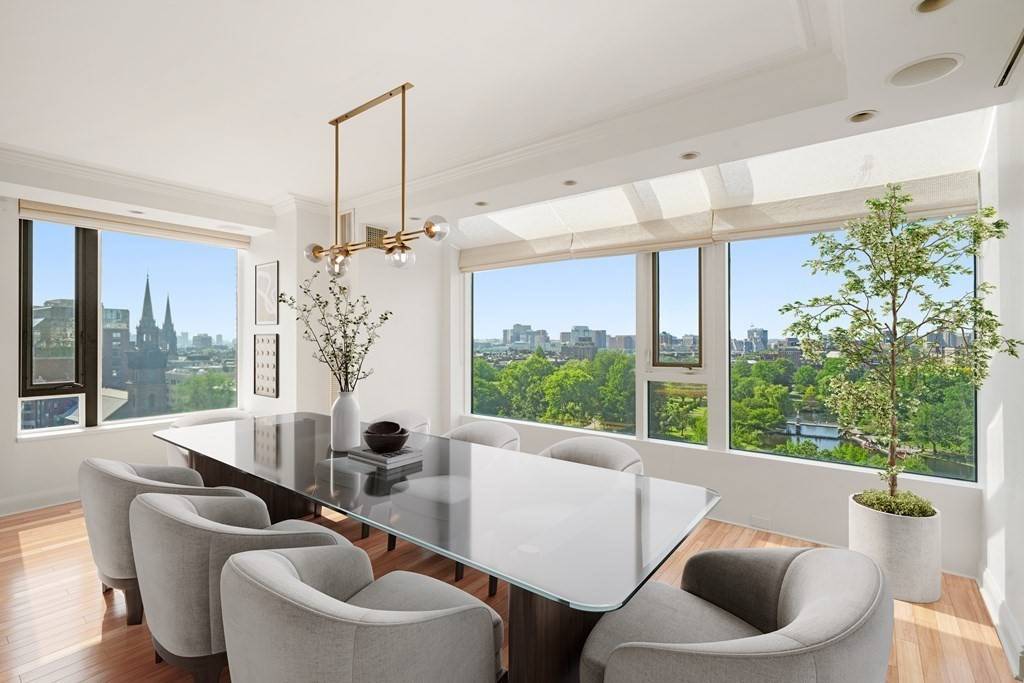 Boston, MA 02116,220 Boylston St #1220