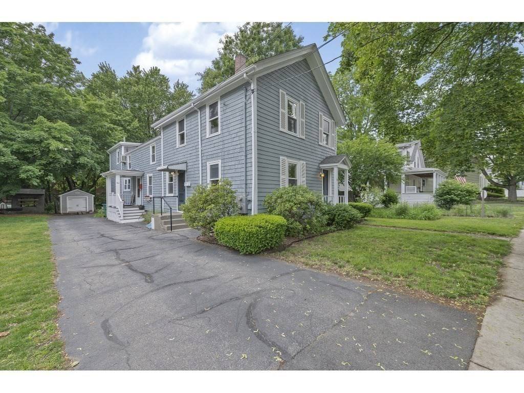 Medford, MA 02155,61 Auburn Street #1