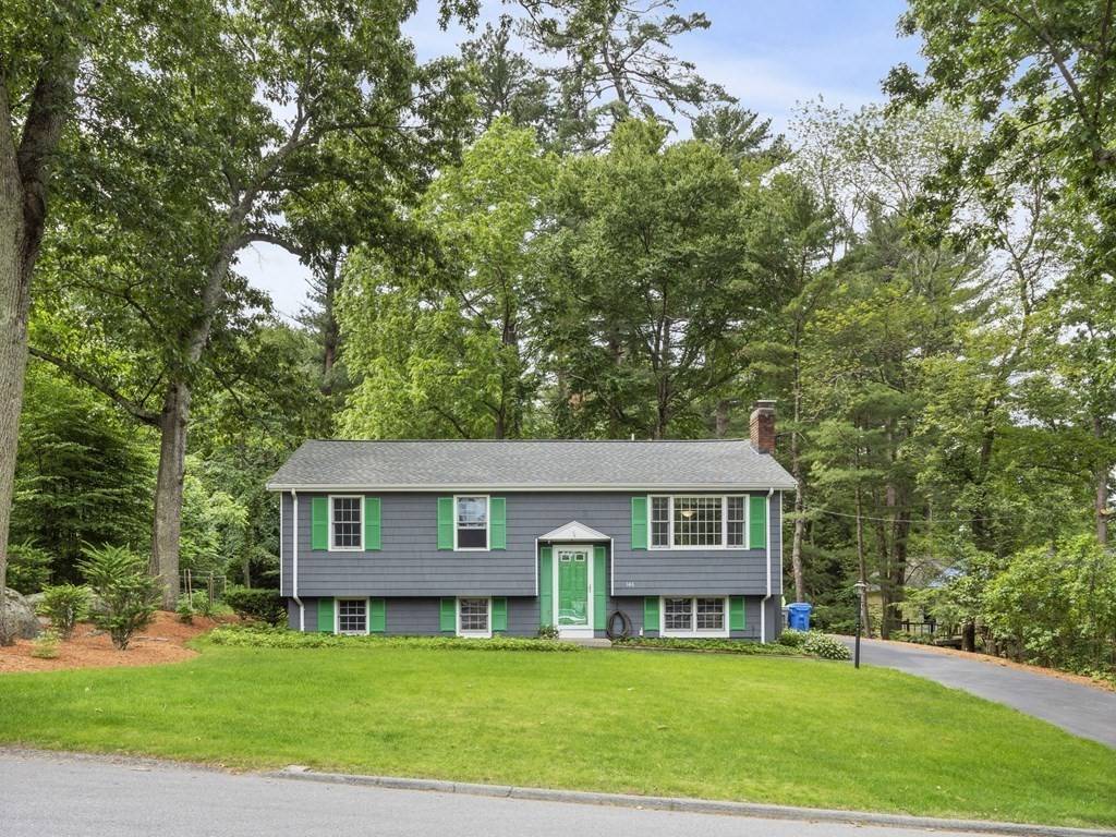 Holliston, MA 01746,346 Gorwin Drive