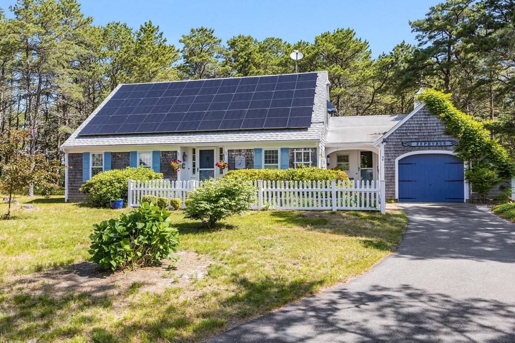 Wellfleet, MA 02667,34 Uplands Dr