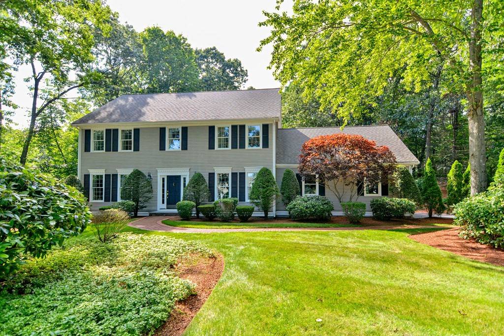 Franklin, MA 02038,33 Townline Road