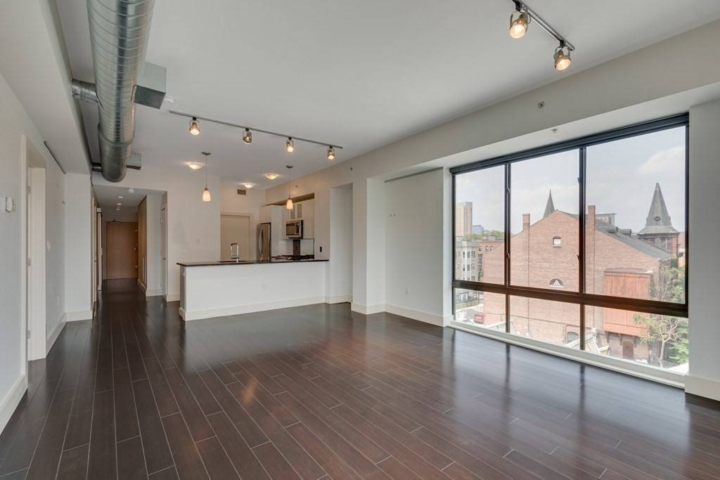 Boston, MA 02118,257 Northampton Street #508