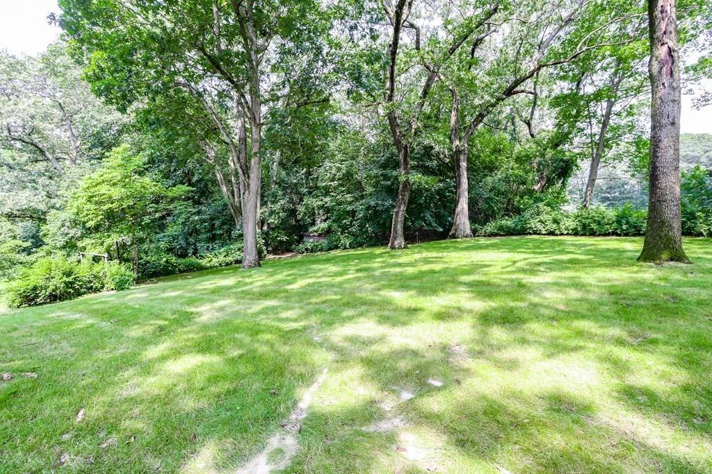 Needham, MA 02492,235 Brookline St