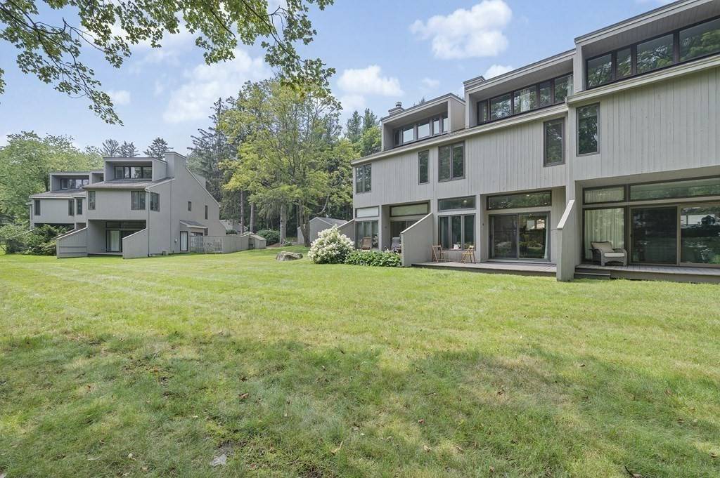 North Andover, MA 01845,58 Mill Pond #58