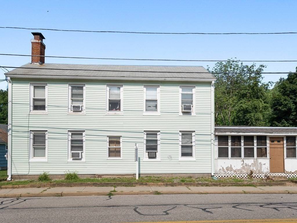 Southbridge, MA 01550,353 Charlton St