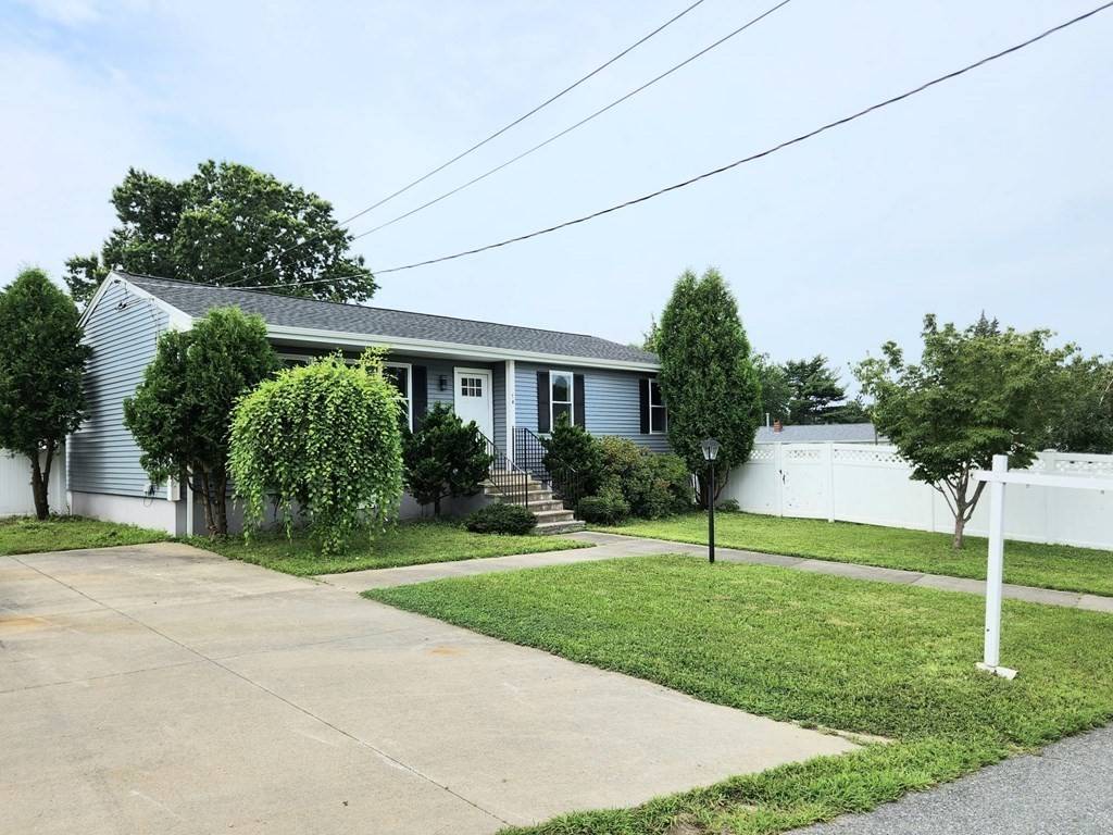 Somerset, MA 02776,14 Fir Avenue