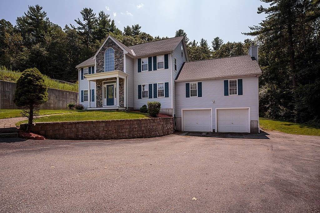 Tyngsborough, MA 01879,3 Jamie Way