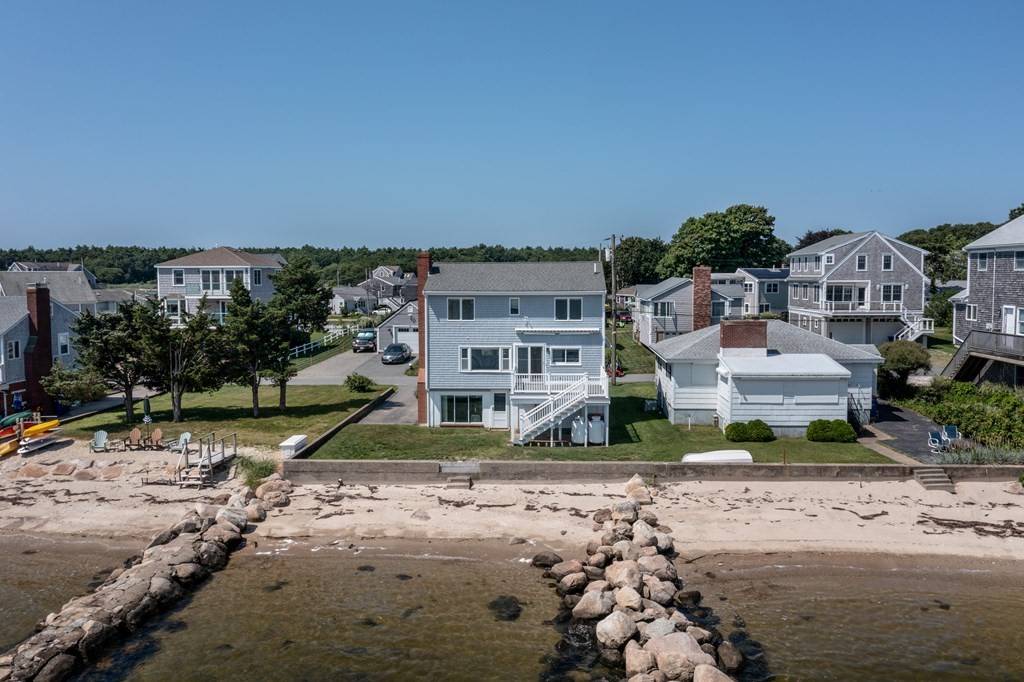 Mattapoisett, MA 02739,58 Shore Dr