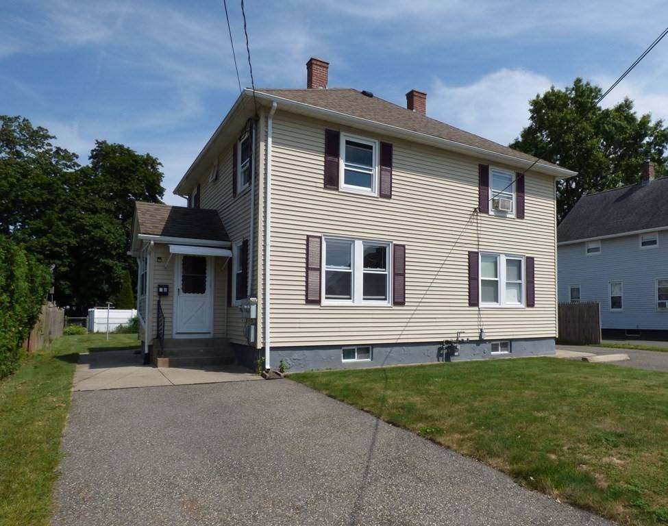 Ludlow, MA 01056,56-58 Maple St