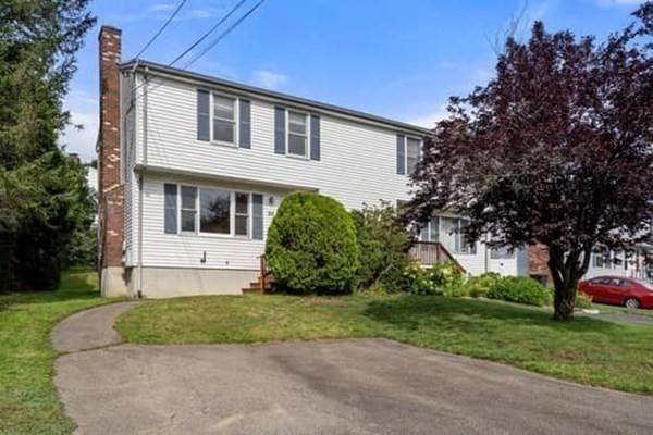 Milford, MA 01757,20 Lena Ln #20