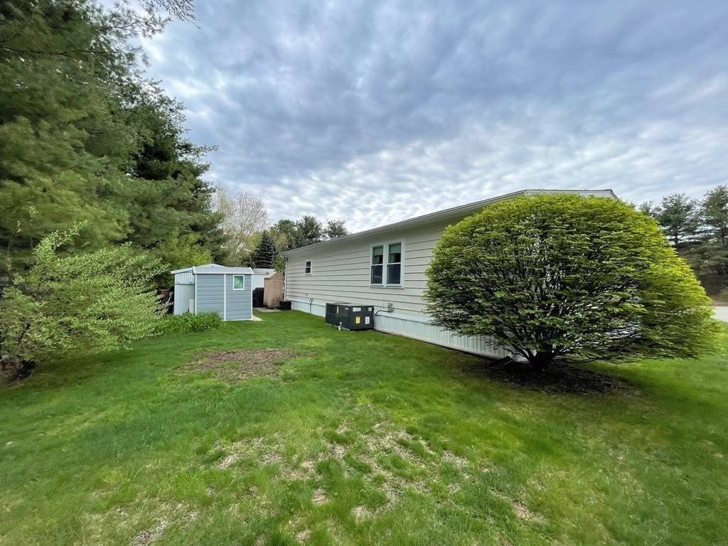 Littleton, MA 01460,239 Ayer Road #88