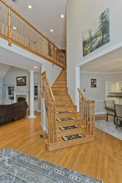 Westfield, MA 01085,7 Harvest Moon Ln