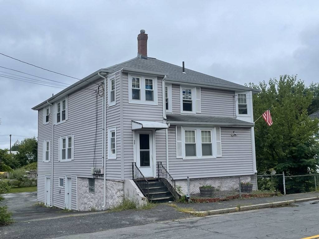 Milford, MA 01757,39 Beach St