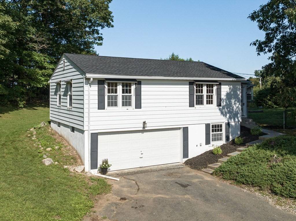 Ludlow, MA 01056,455 Miller St