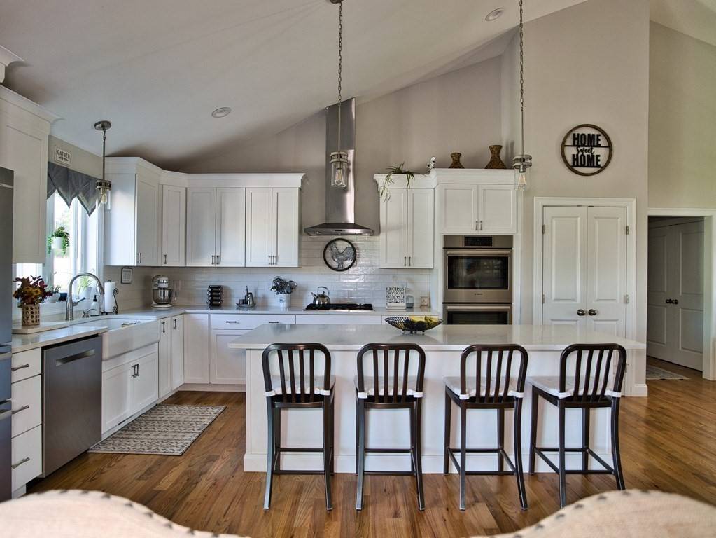 10 Westview Dr Dartmouth, MA 02747