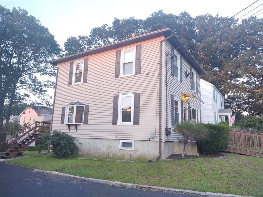 Woonsocket, RI 02895,54 Unity St