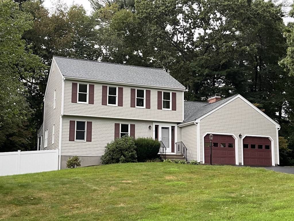 Sutton, MA 01590,5 Attitash Ave