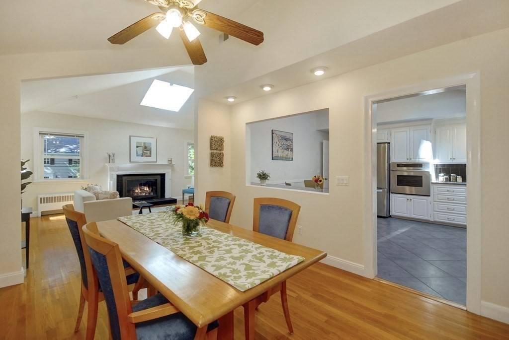 Lexington, MA 02420,7 Linmoor Terrace