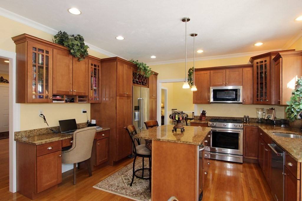 Lakeville, MA 02347,3 Trappers Path