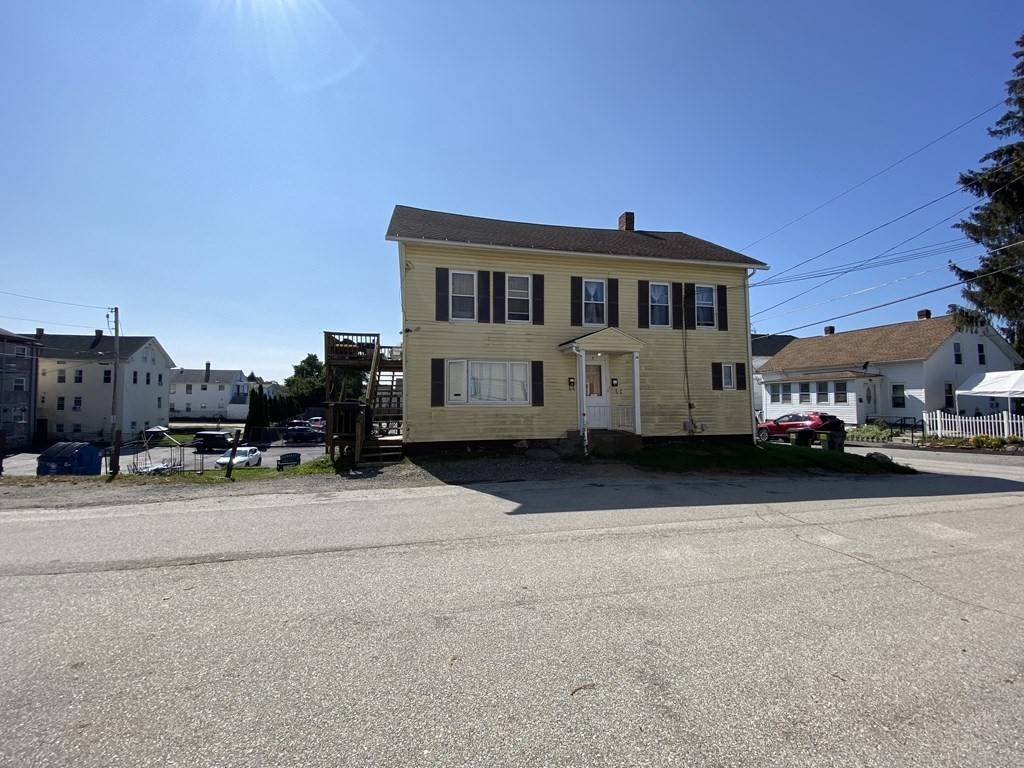 Dudley, MA 01571,3 Chestnut St