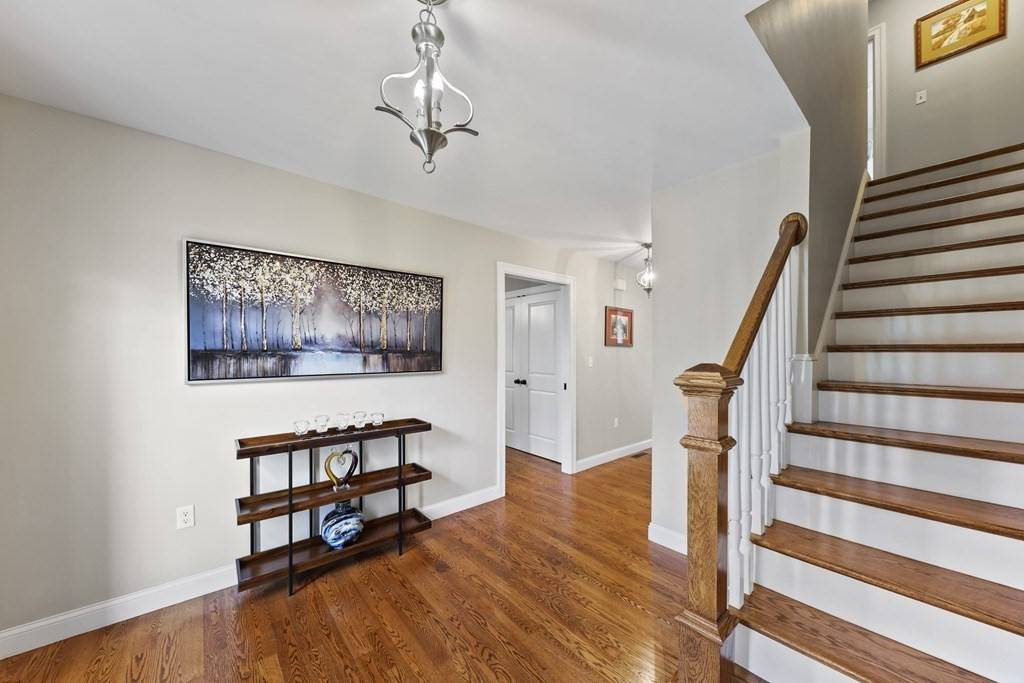 Wilmington, MA 01887,14 Kansas Street