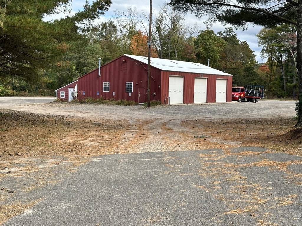 Hampden, MA 01036,106 East Longmeadow Road