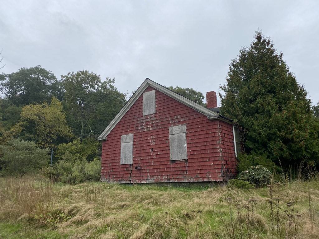 Attleboro, MA 02703,855 County St