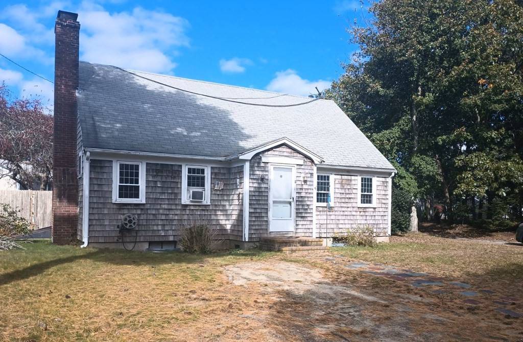 Dennis, MA 02670,8 Little Cove Cir