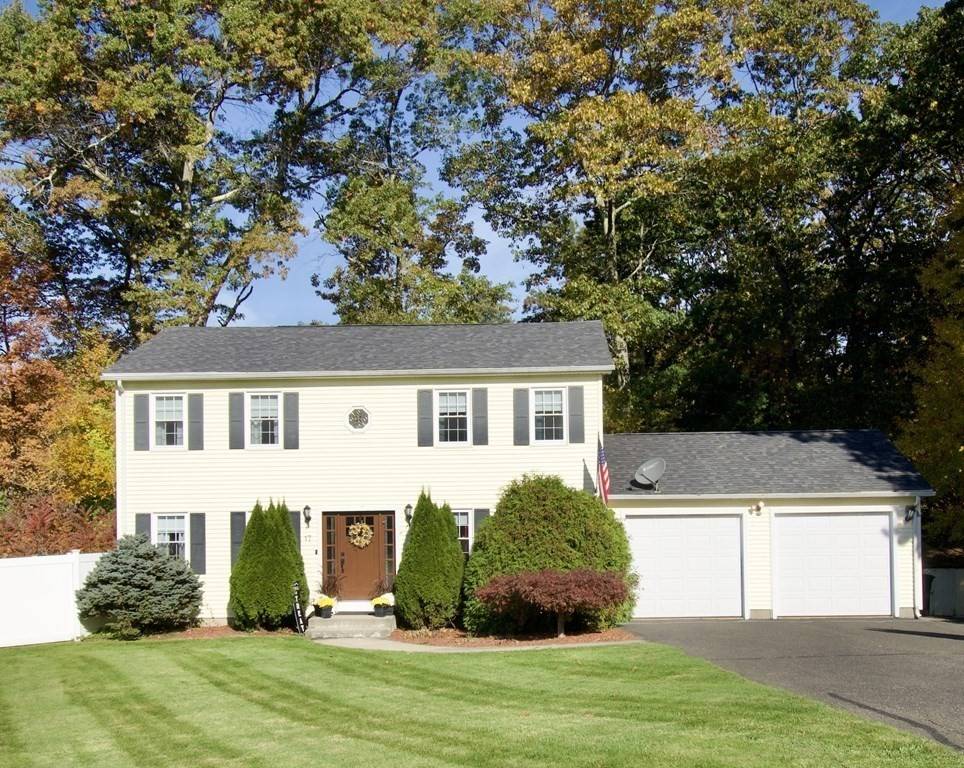 Ludlow, MA 01056,17 Chadbourne Cir