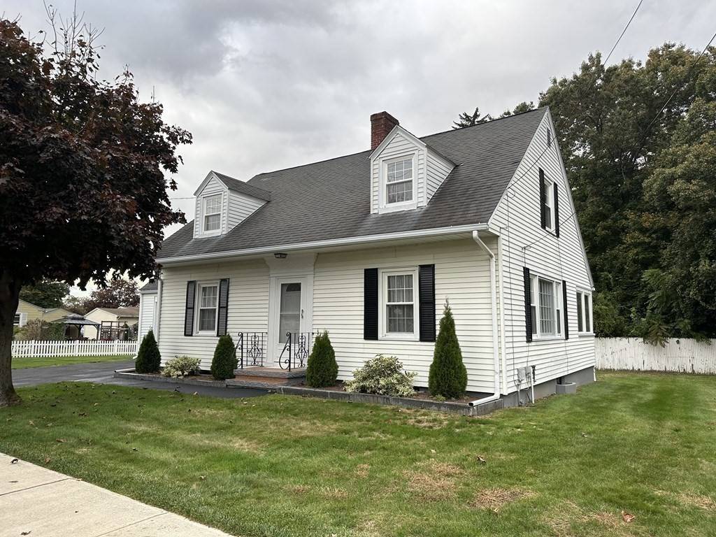 Ludlow, MA 01056,465 Winsor St