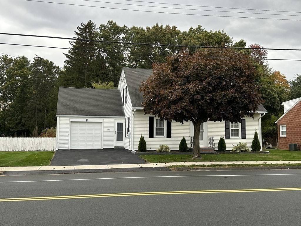 Ludlow, MA 01056,465 Winsor St