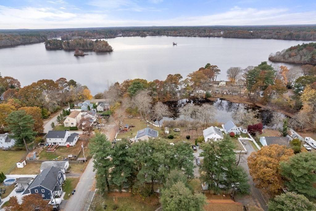 Norton, MA 02766,5 Lagoon Lane