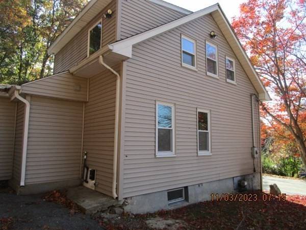 Millbury, MA 01527,38 Martin St