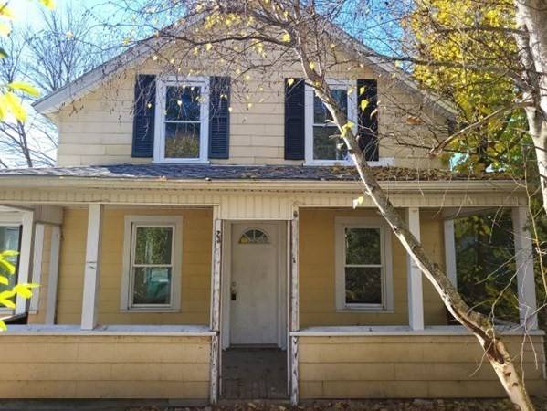 Warren, MA 01083,23 Pleasant St