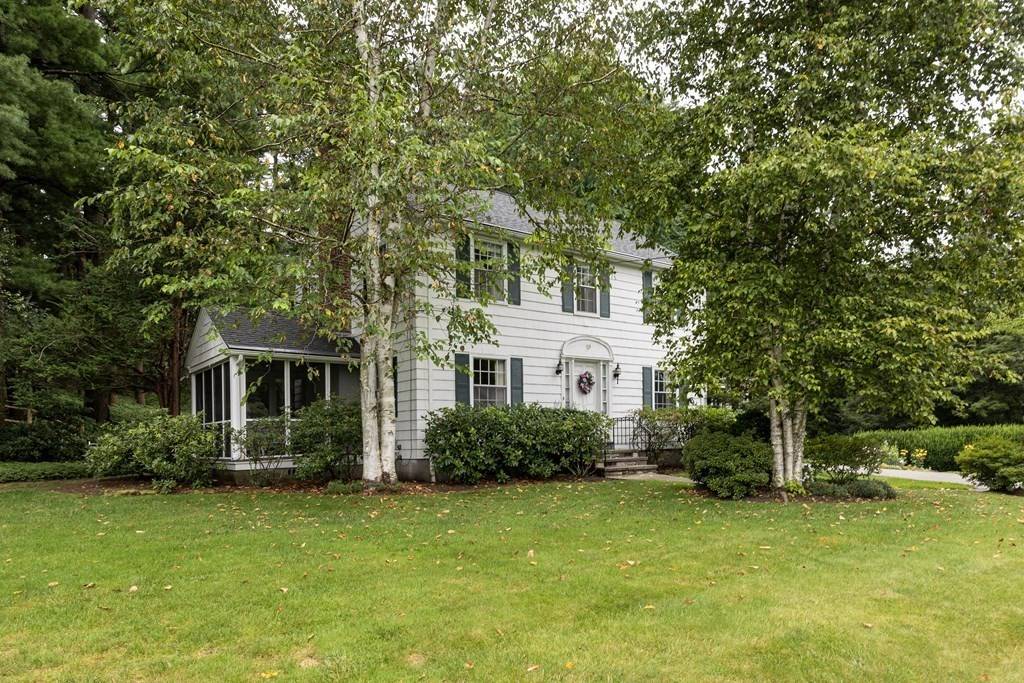 Grafton, MA 01536,19 Fairlawn St