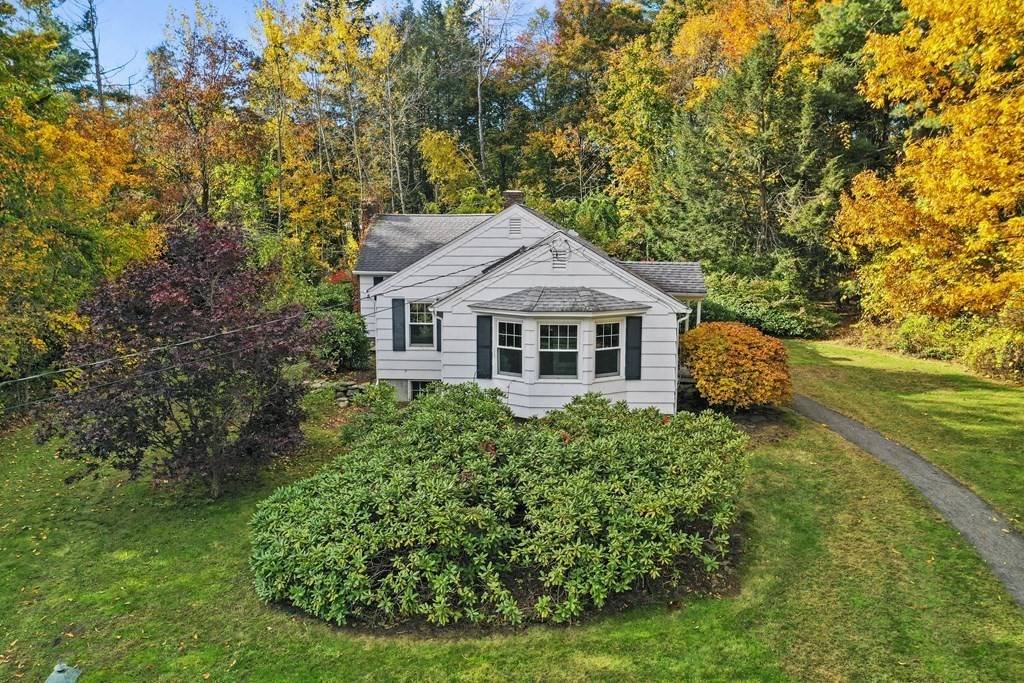 Holden, MA 01520,3 Blueberry Lane