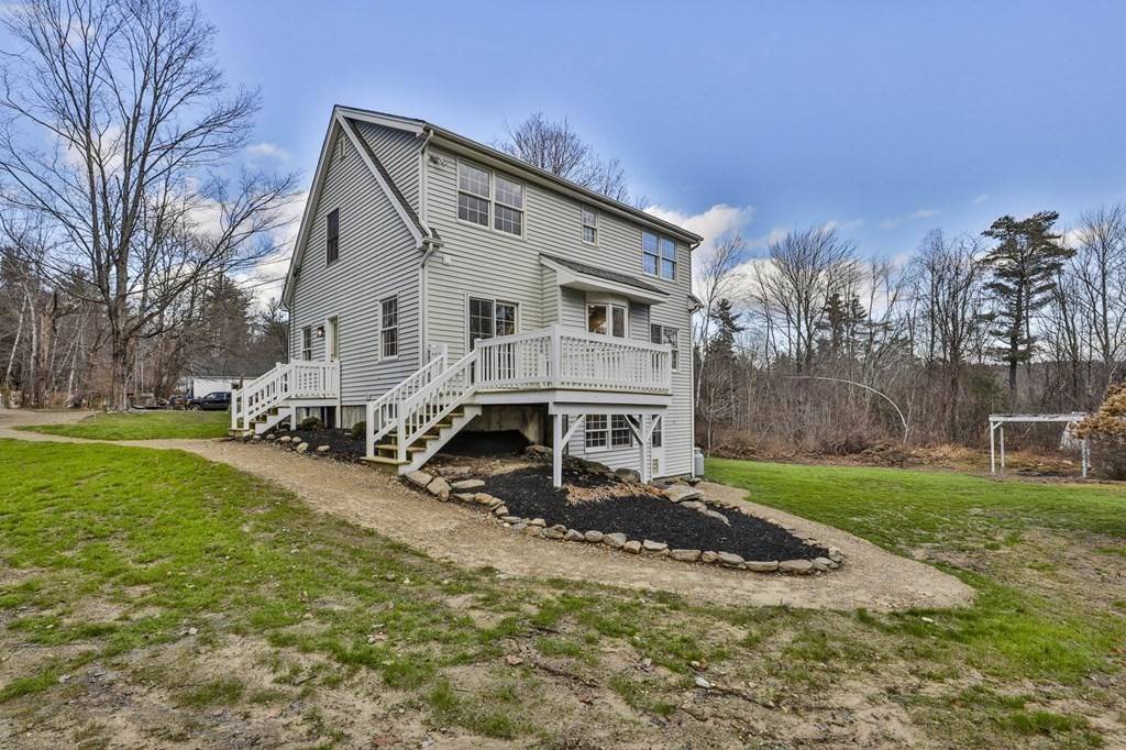 Mont Vernon, NH 03057,10 Upton Rd
