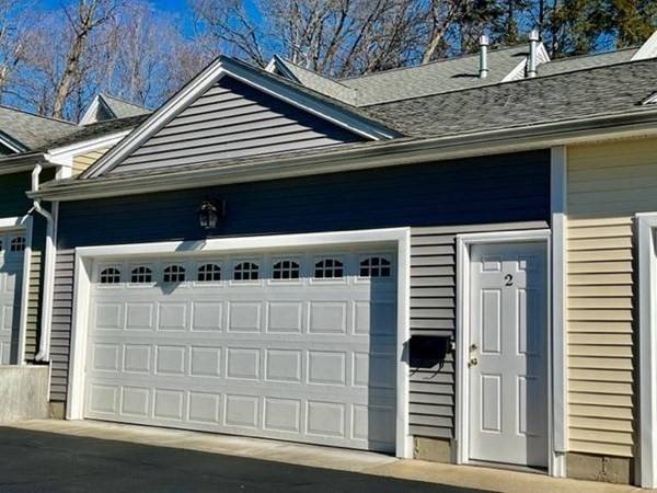 South Hadley, MA 01075,37 W Summit St #2