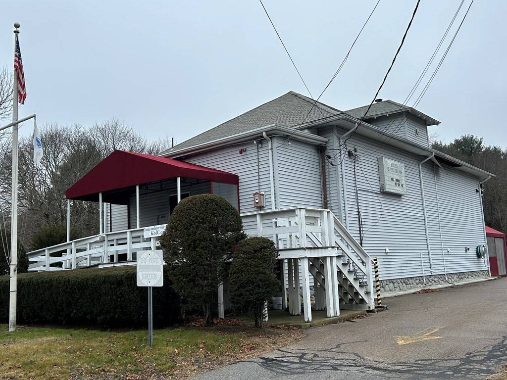 Rockland, MA 02370,440 Webster St