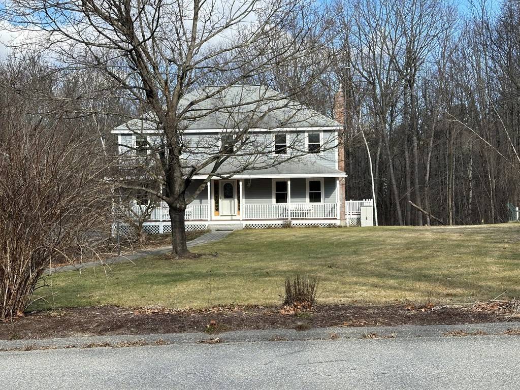 Tyngsborough, MA 01879,3 Vermont Rd