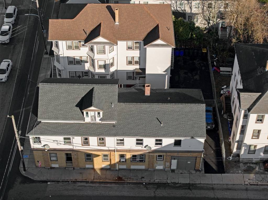 Fall River, MA 02721,726 2nd